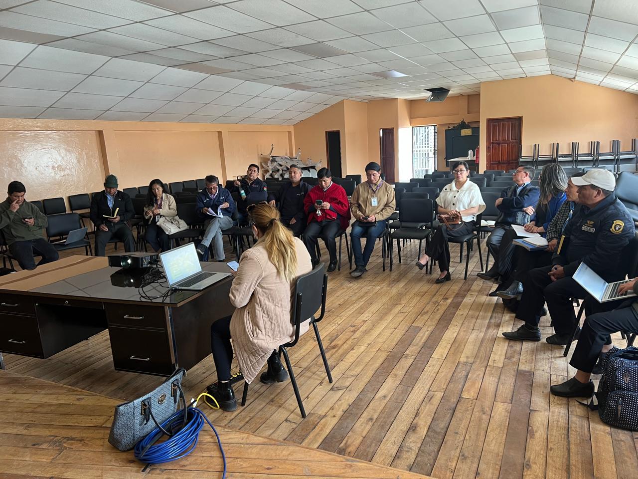 REUNIÓN DE REVISIÓN DEL BORRADOR DE LA CONSTRUCCIÓN DE LA AGENDA INTERCULTURAL PARA LA IGUALDAD DEL CANTÓN GUAMOTE